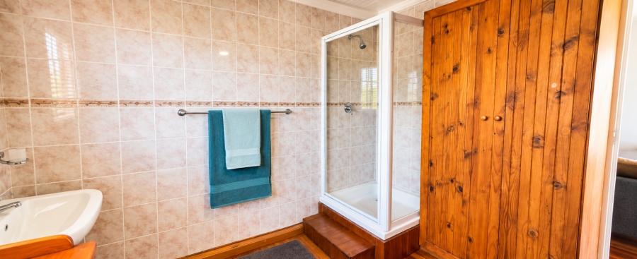 6 Bedroom Property for Sale in Franskraal Western Cape